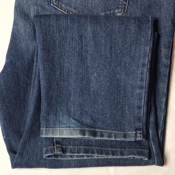 Style & Co Slim Leg Denim - Picture 5 of 7